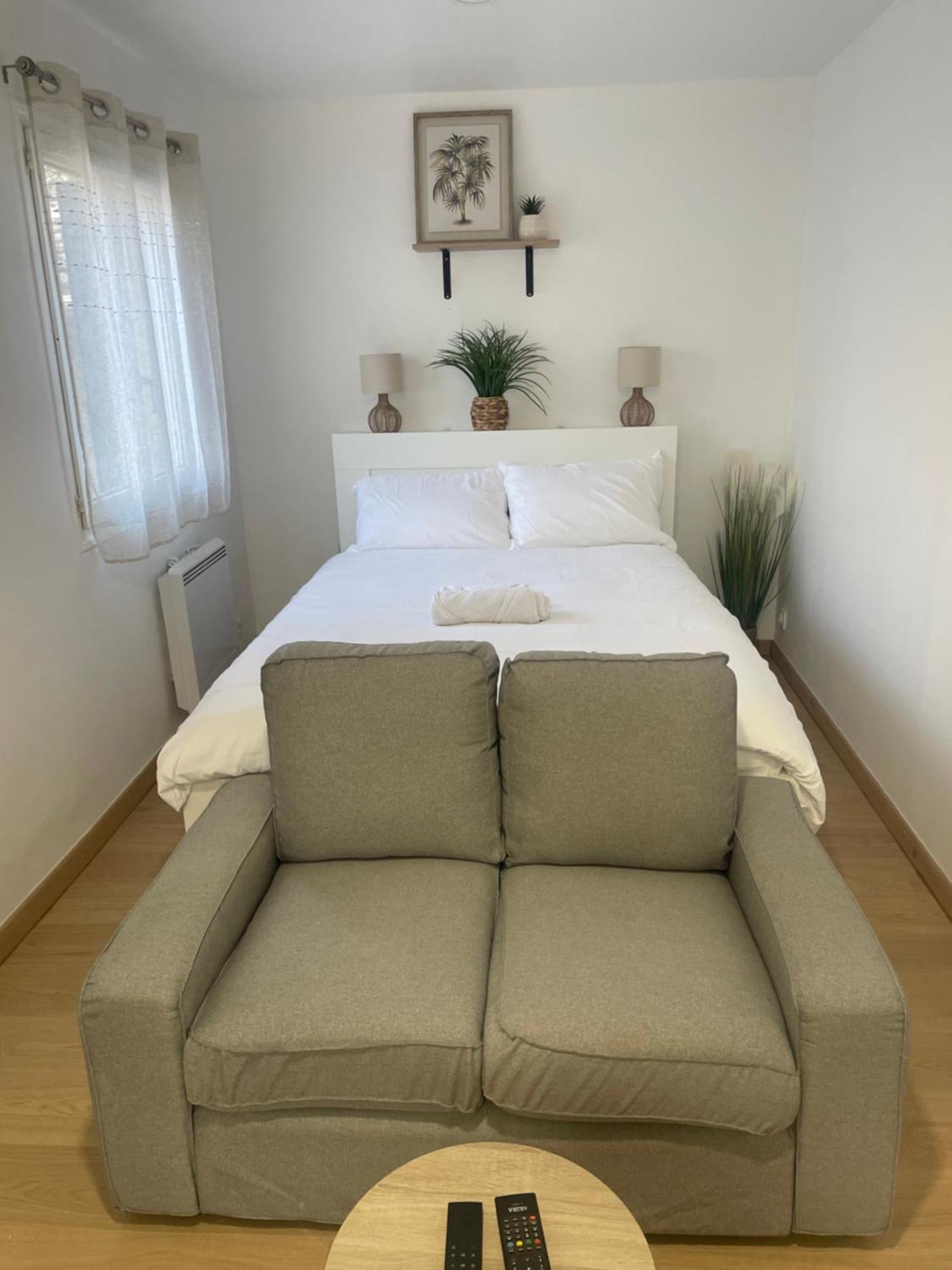 Residence Chene- 15 Mn De Paris Et 05 Mn D'Orly Aeroport Viry-Chatillon Exterior photo