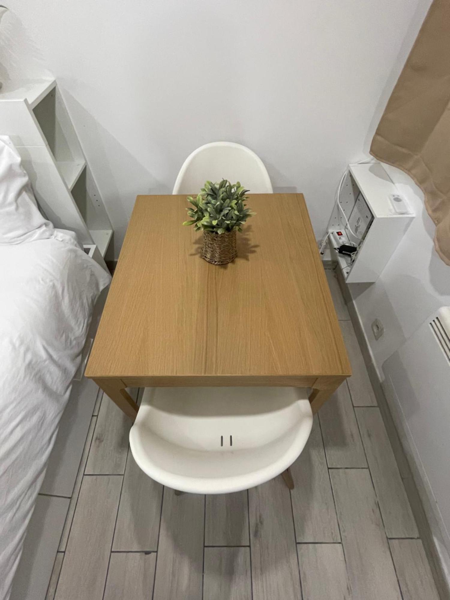 Residence Chene- 15 Mn De Paris Et 05 Mn D'Orly Aeroport Viry-Chatillon Exterior photo